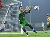Fitrah Siap Kembali Kawal Gawang PERSIB